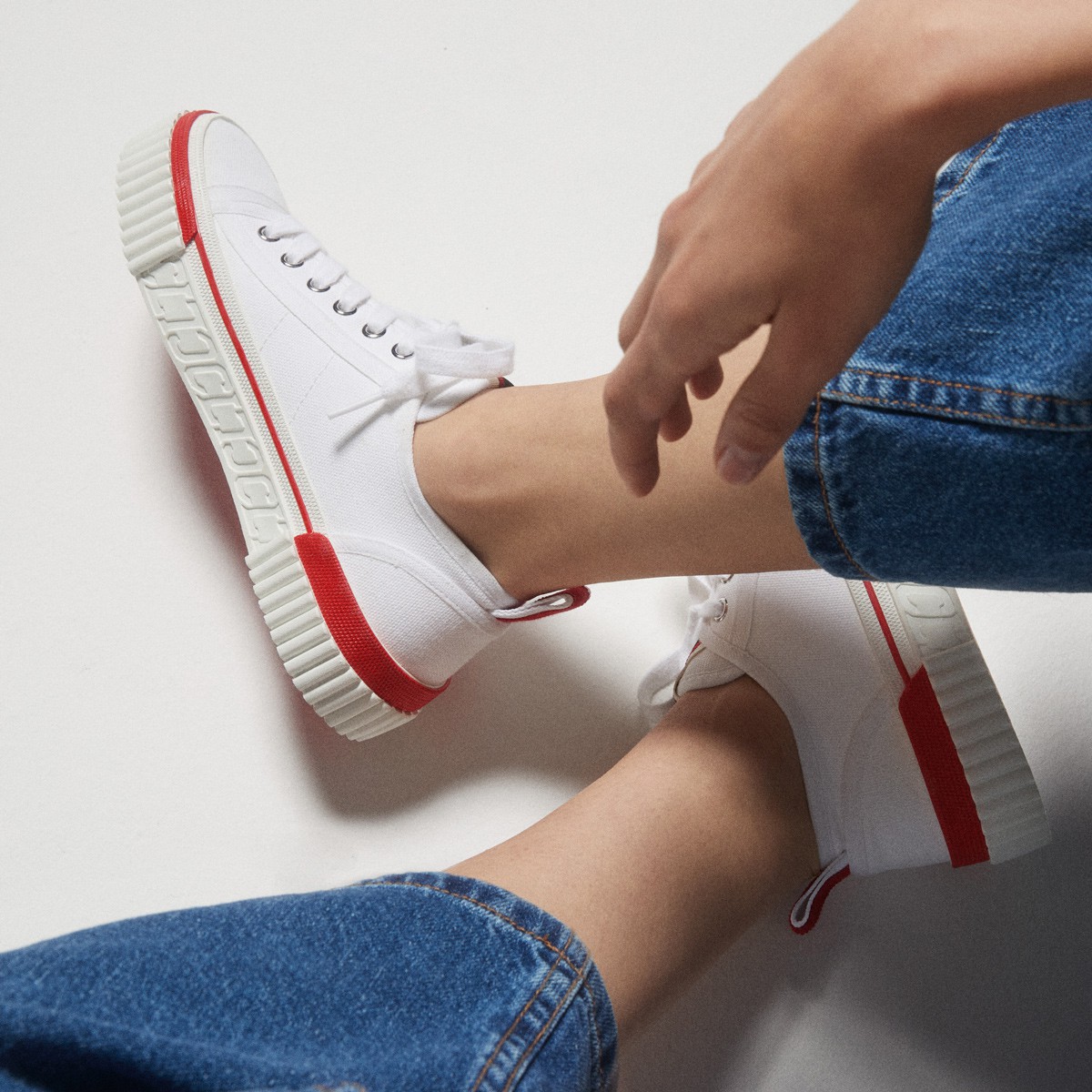 Girl christian louboutin sales sneakers