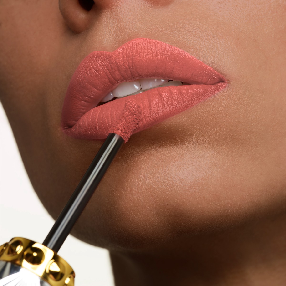 Christian louboutin very prive lipstick 2025